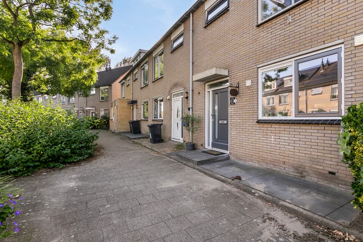 Foto 2 van Merbaustraat 3