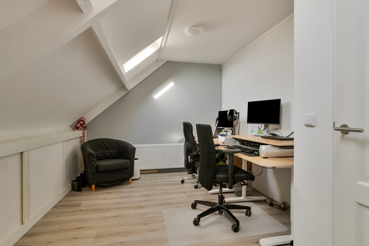 Foto 27 van Merbaustraat 3