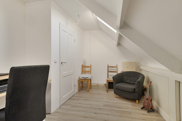 Foto 28 van Merbaustraat 3