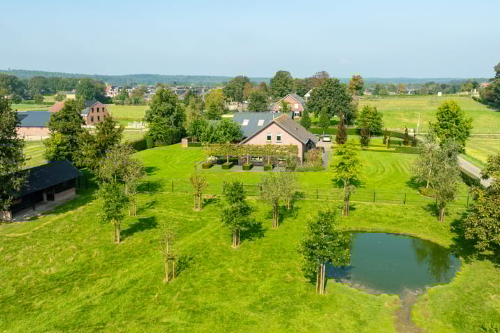 Foto 2 van Linthorsterstraat 4