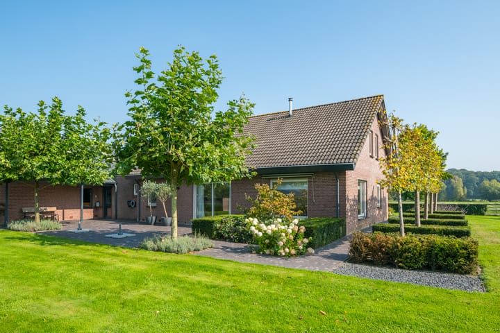 Foto 26 van Linthorsterstraat 4