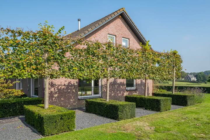 Foto 28 van Linthorsterstraat 4