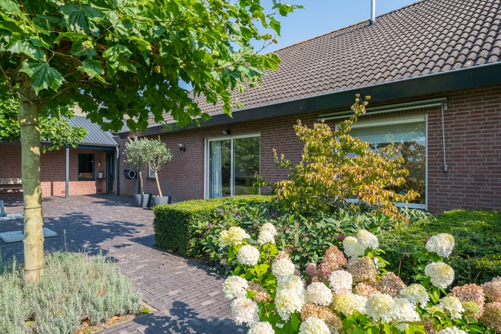 Foto 32 van Linthorsterstraat 4