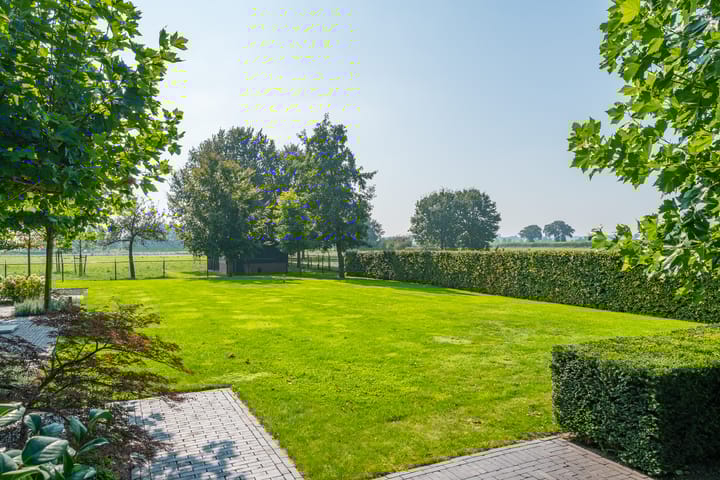 Foto 39 van Linthorsterstraat 4