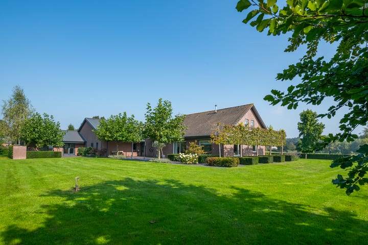 Foto 41 van Linthorsterstraat 4