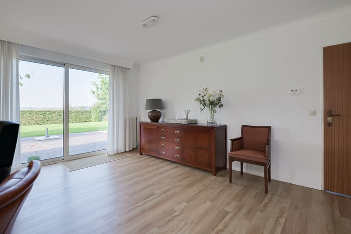 Foto 52 van Linthorsterstraat 4