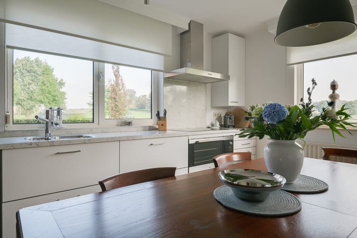 Foto 56 van Linthorsterstraat 4