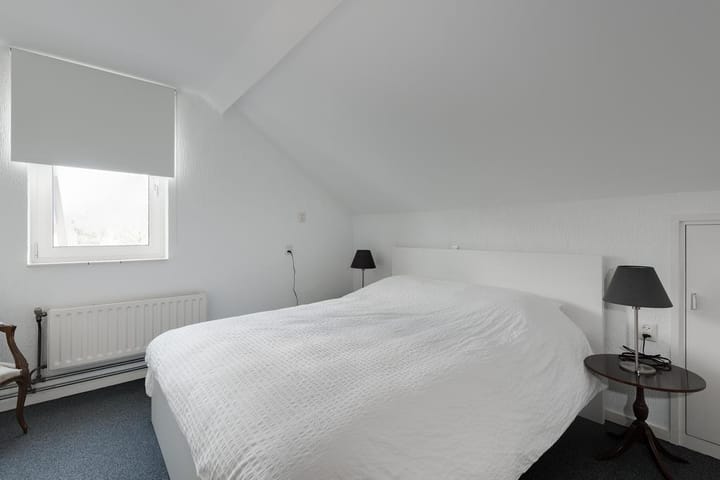 Foto 65 van Linthorsterstraat 4