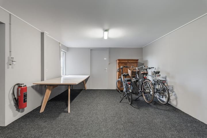 Foto 72 van Linthorsterstraat 4