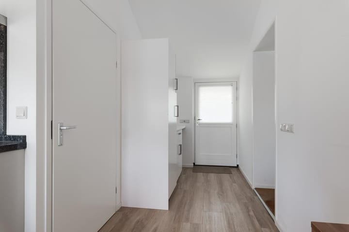 Foto 78 van Linthorsterstraat 4