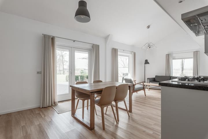 Foto 79 van Linthorsterstraat 4