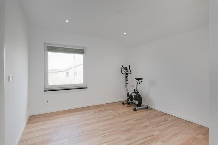 Foto 85 van Linthorsterstraat 4