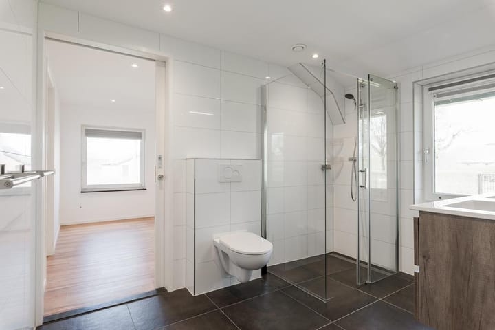 Foto 87 van Linthorsterstraat 4