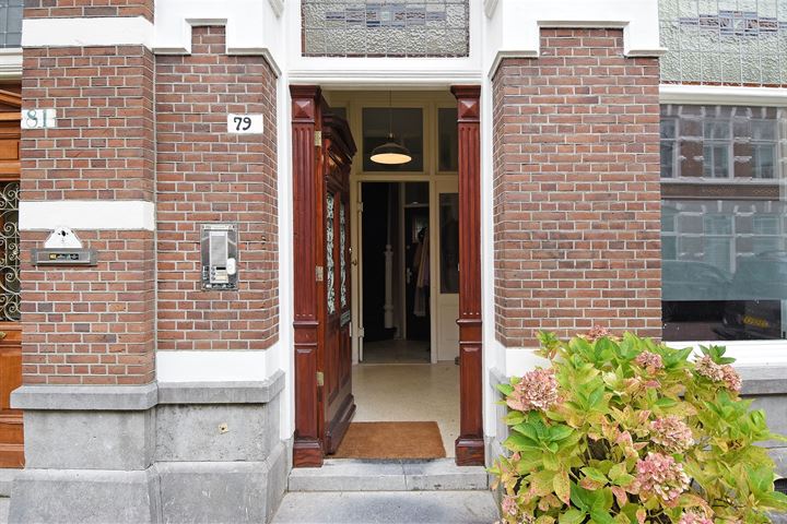 View photo 3 of Van Merlenstraat 79-A