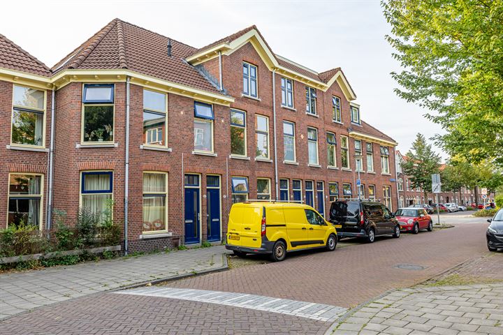 Bekijk foto 1 van Bedumerstraat 135-A