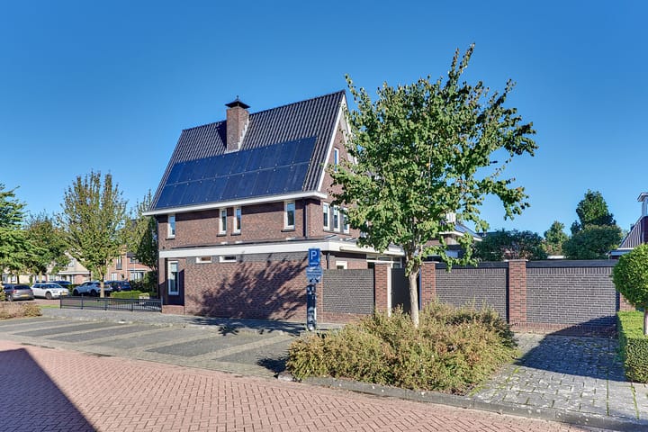 Foto 7 van Barbershopdreef 13