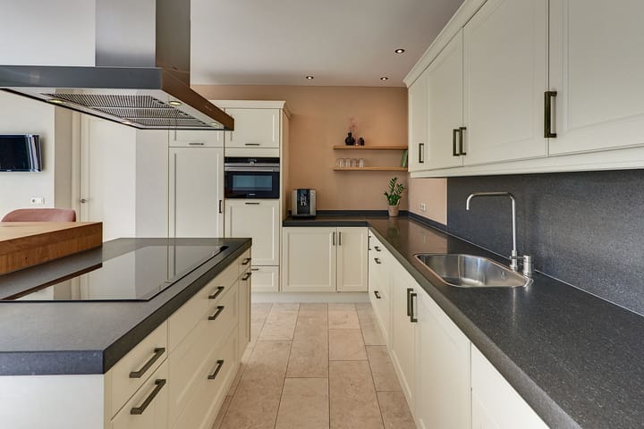 Foto 24 van Barbershopdreef 13