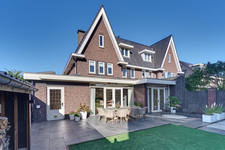 Foto 60 van Barbershopdreef 13