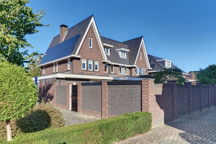 Foto 70 van Barbershopdreef 13