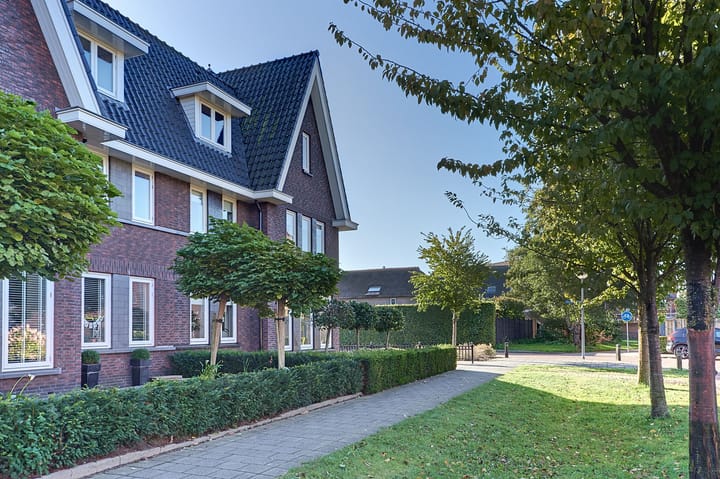 Foto 78 van Barbershopdreef 13