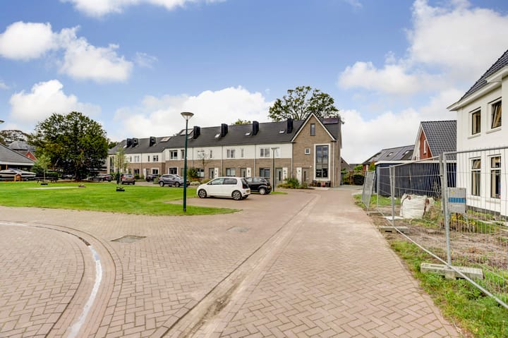 Foto 2 van Toebesbrink 2