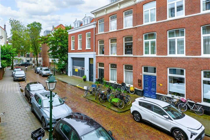 View photo 17 of Hugo de Grootstraat 7-A