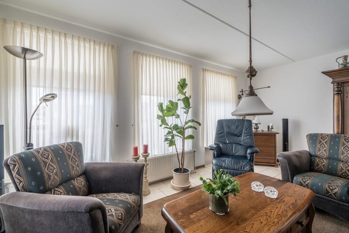 Foto 15 van Schoolstraat 41