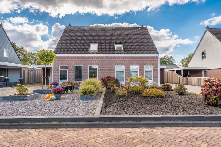 Foto 4 van Schoolstraat 41