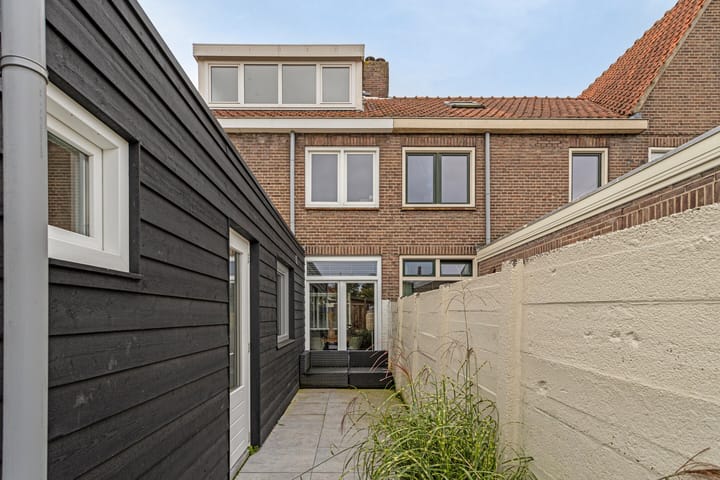 Foto 26 van Superior de Beerstraat 127