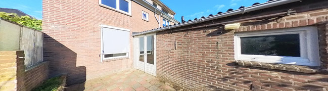 Bekijk 360° foto van Achtertuin van Lindestraat 22