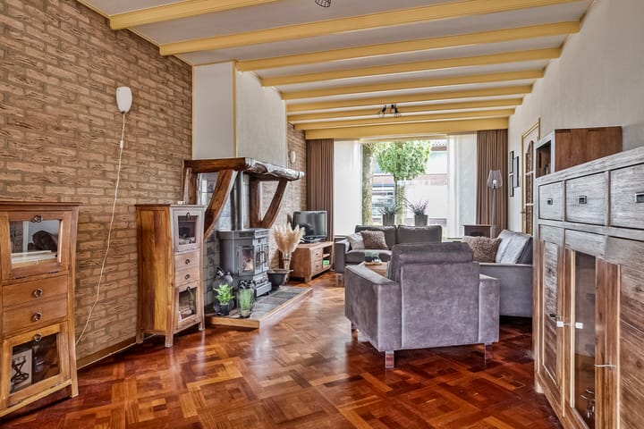 Foto 6 van Ds. van Heusdenstraat 1