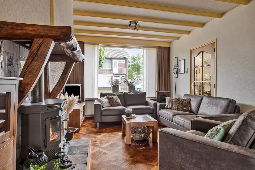 Foto 7 van Ds. van Heusdenstraat 1