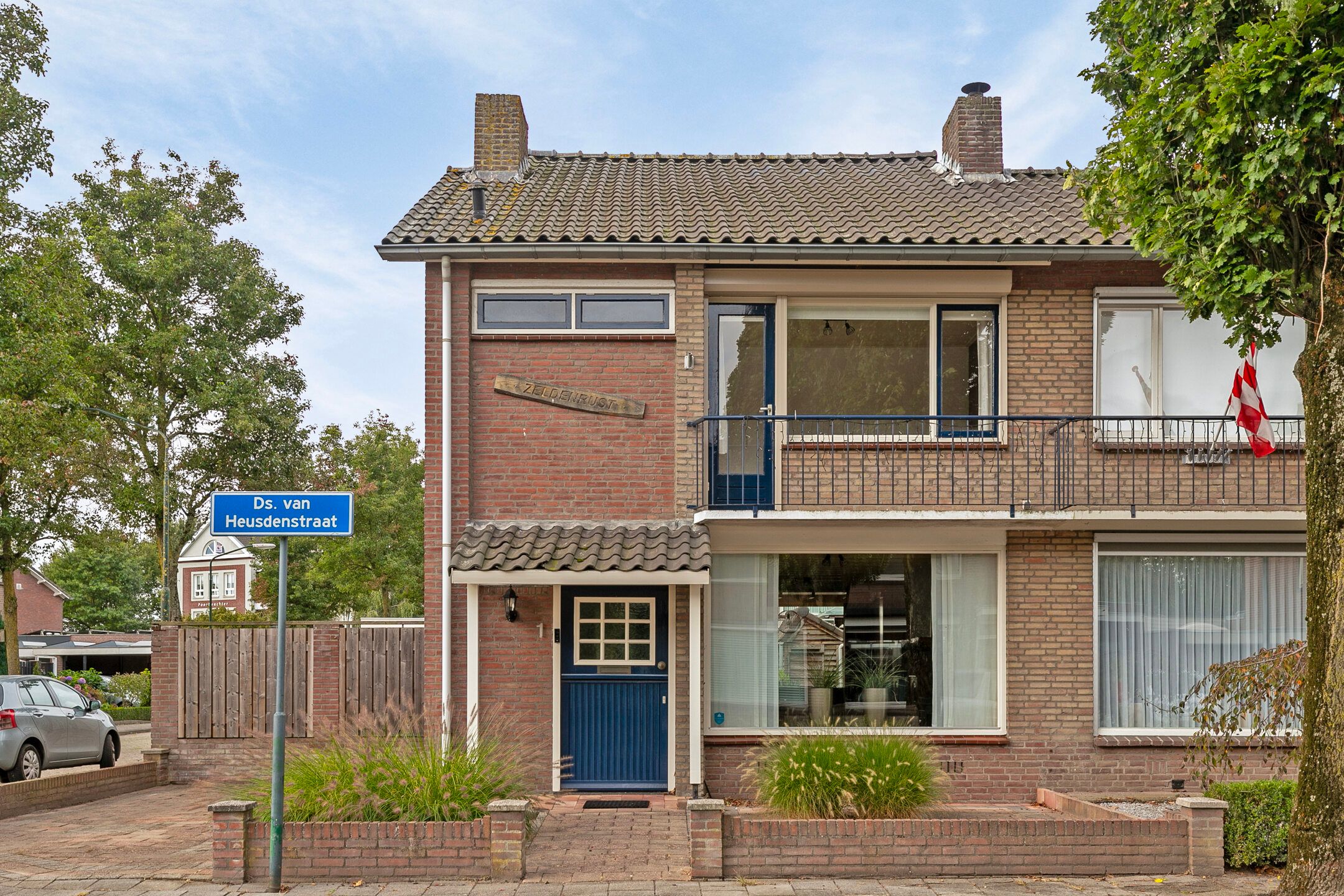 Foto 33 van Ds. van Heusdenstraat 1