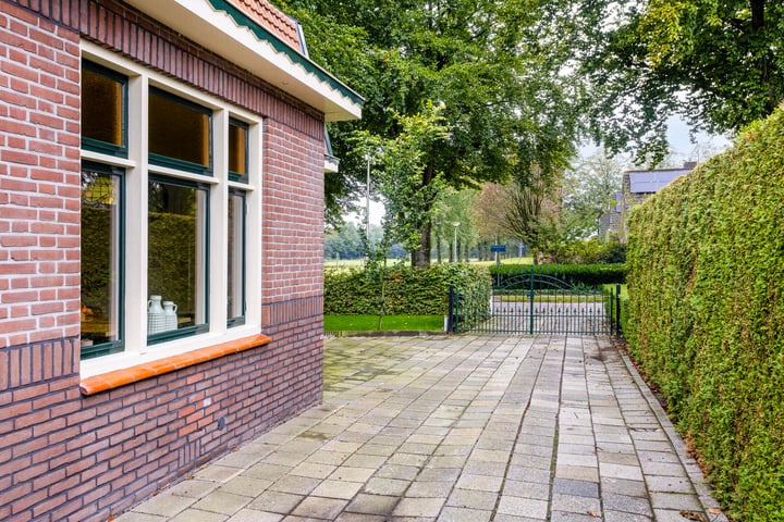 View photo 30 of Brinkstraat 23