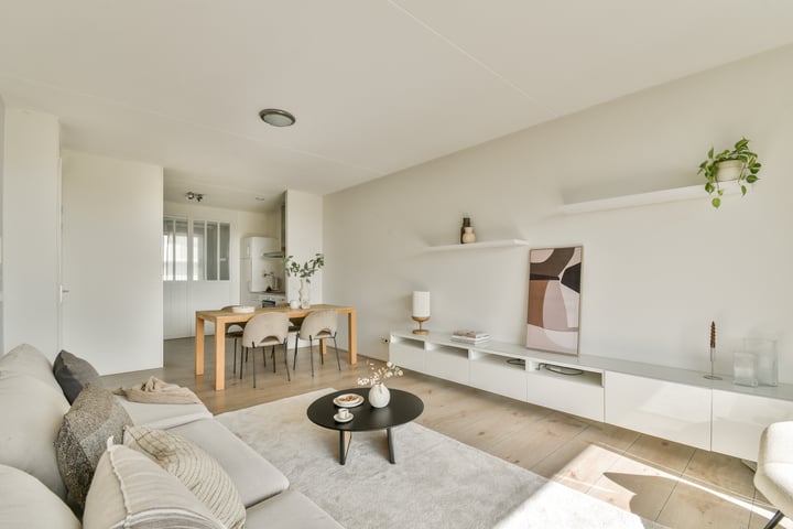 Bekijk foto 2 van Maria Austriastraat 83