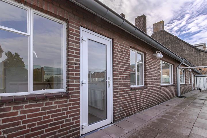 Bekijk foto 34 van Nobelstraat 38