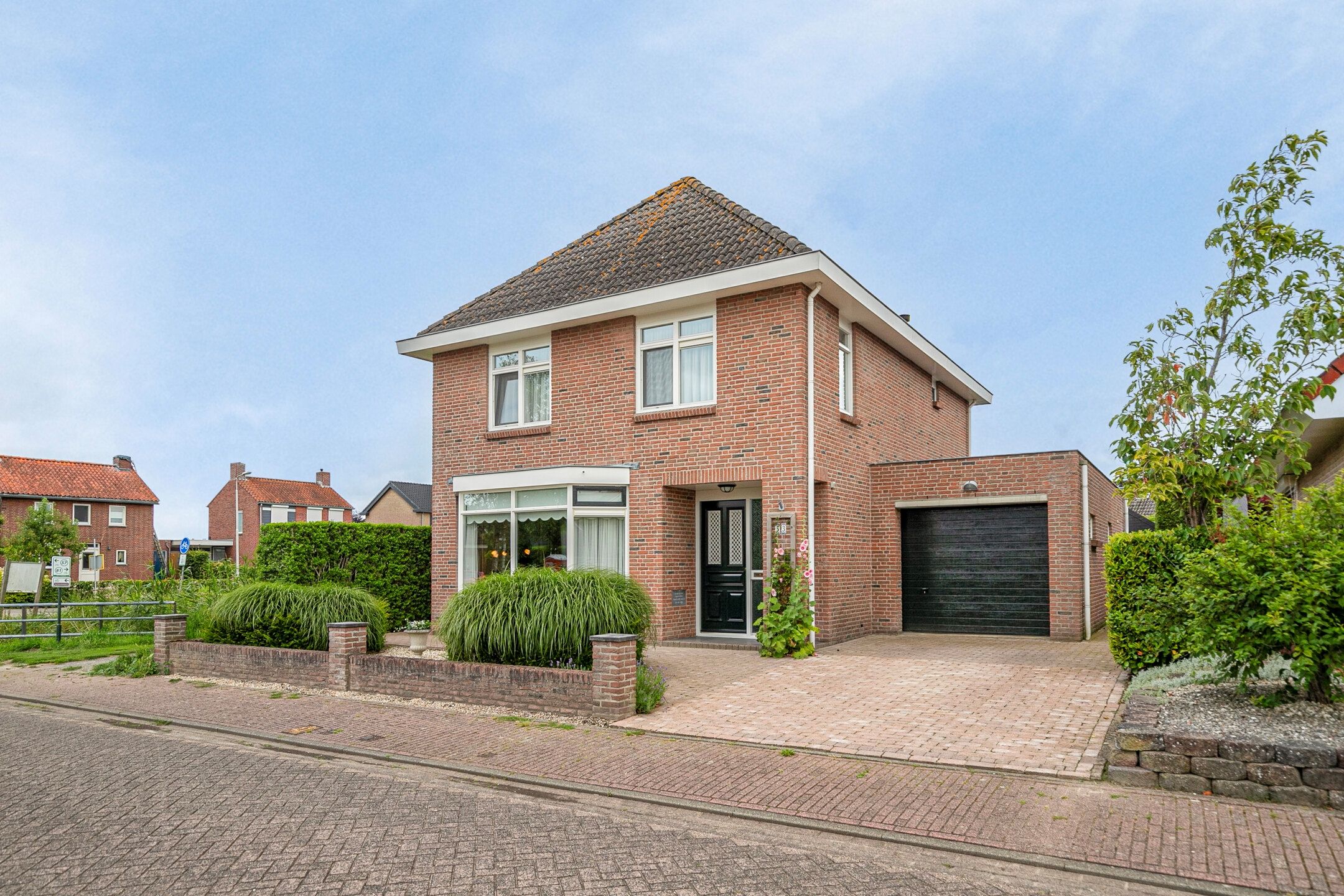 Foto 51 van Pastoor Ermenstraat 53