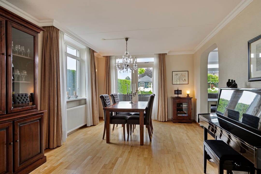 Foto 11 van Pastoor Ermenstraat 53