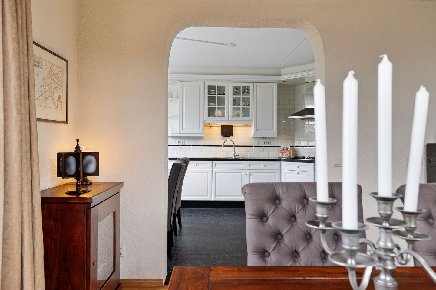 Foto 14 van Pastoor Ermenstraat 53