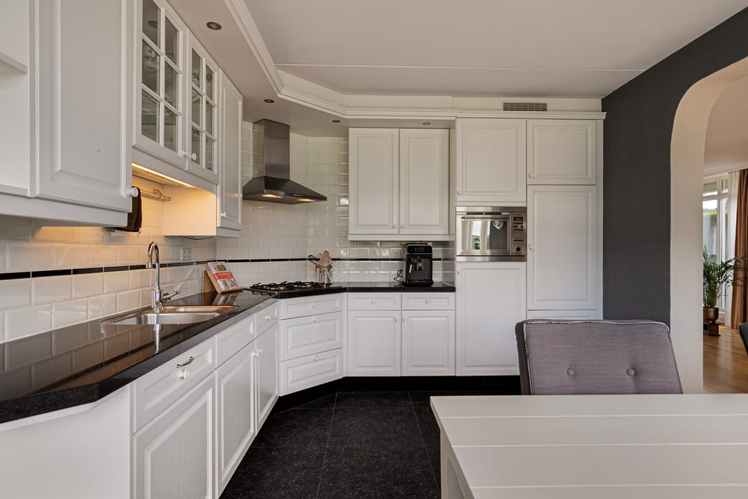 Foto 17 van Pastoor Ermenstraat 53