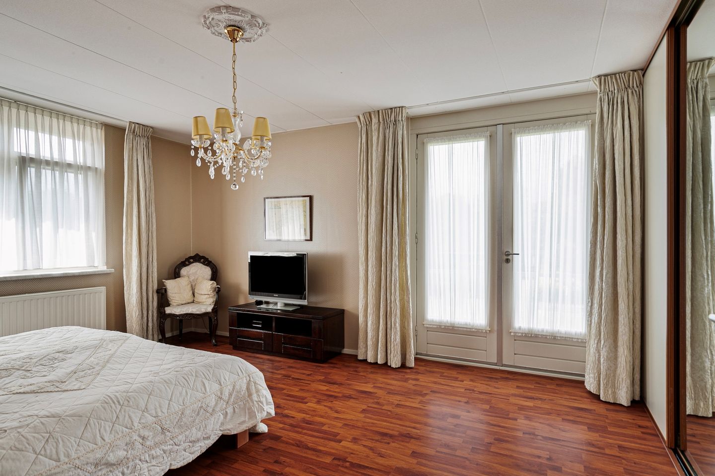 Foto 29 van Pastoor Ermenstraat 53