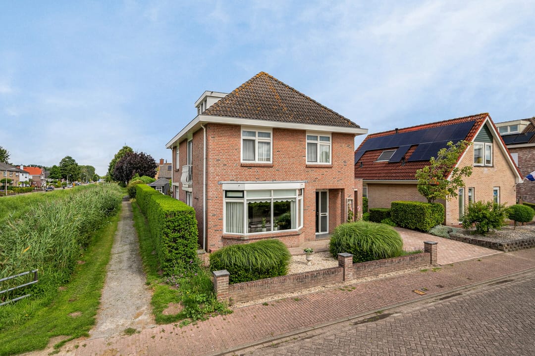 Foto 52 van Pastoor Ermenstraat 53