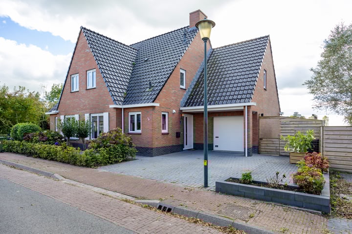 Foto 5 van Lauwersweg 6