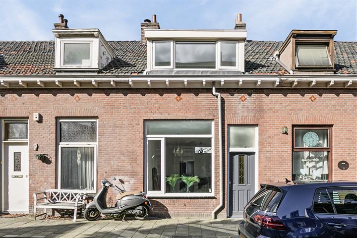 Voornsestraat 12