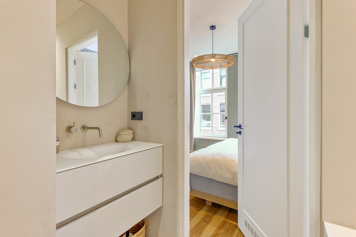 Foto 14 van Rozenstraat 151-2