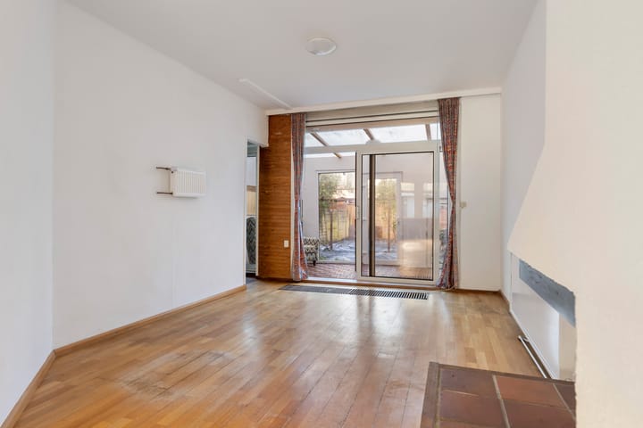 Foto 10 van Jan de Weertstraat 3