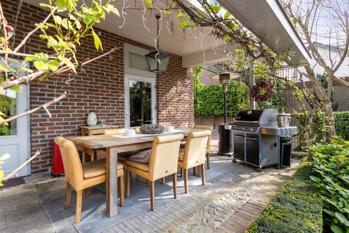 Foto 33 van Stationsstraat 8