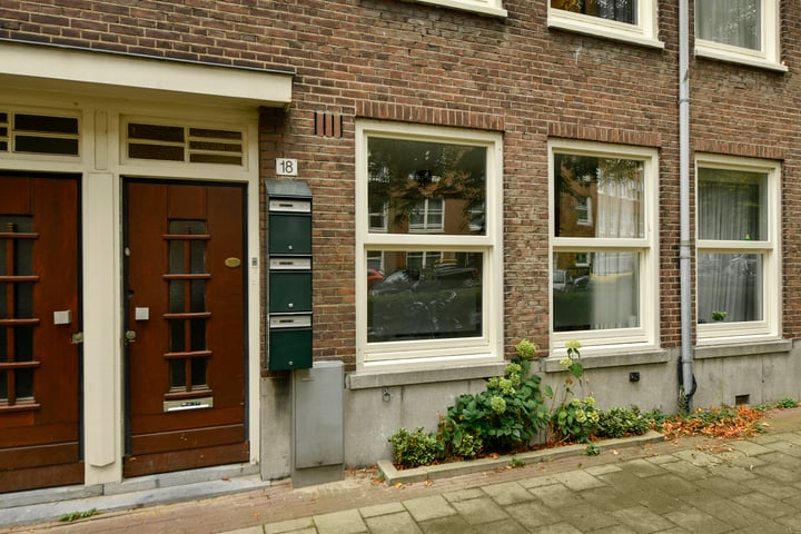 Bekijk foto 17 van Jasper Leijnsenstraat 18-H