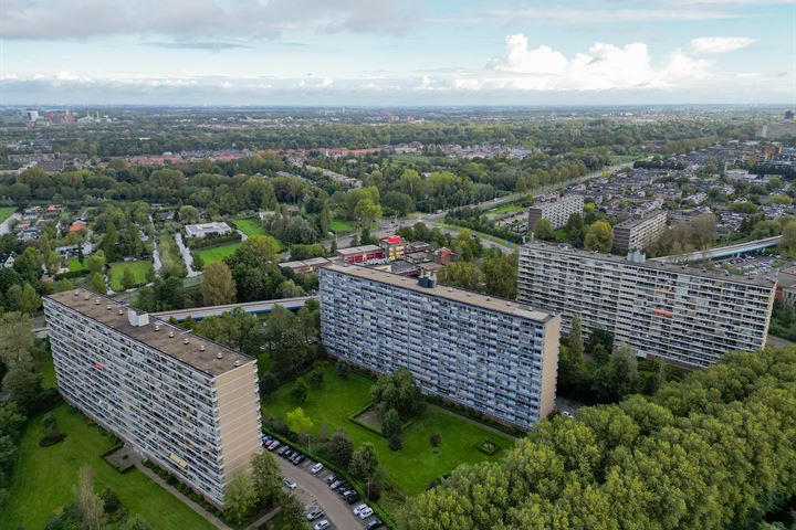 Bekijk foto 42 van Herman Gorterplaats 83