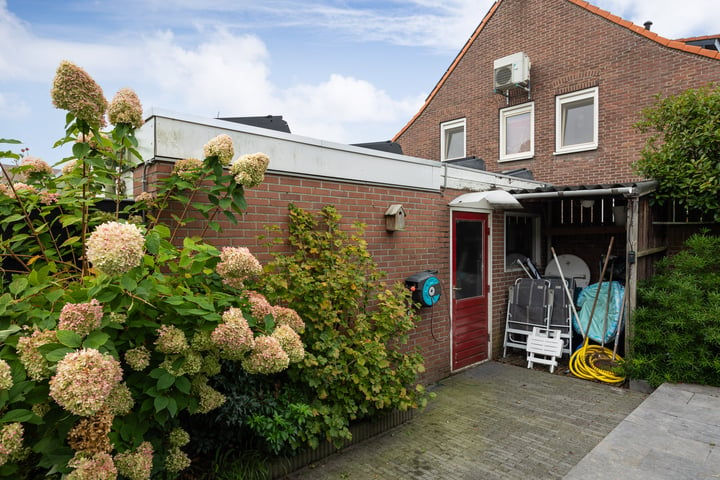 Bekijk foto 37 van van Hornstraat 57